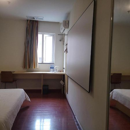 7Days Inn Foshan Dongfang Square Walmart Exterior photo