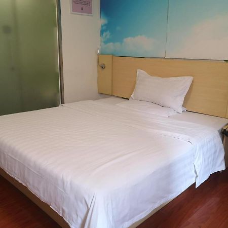 7Days Inn Foshan Dongfang Square Walmart Exterior photo